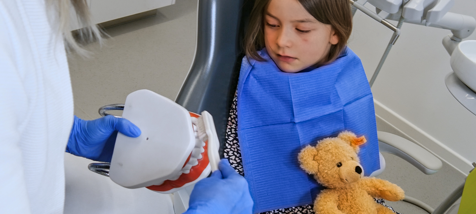 Banner Prophylaxe Leistung – Zahnzentrum Flieden | Zahnarzt Dres. Betz